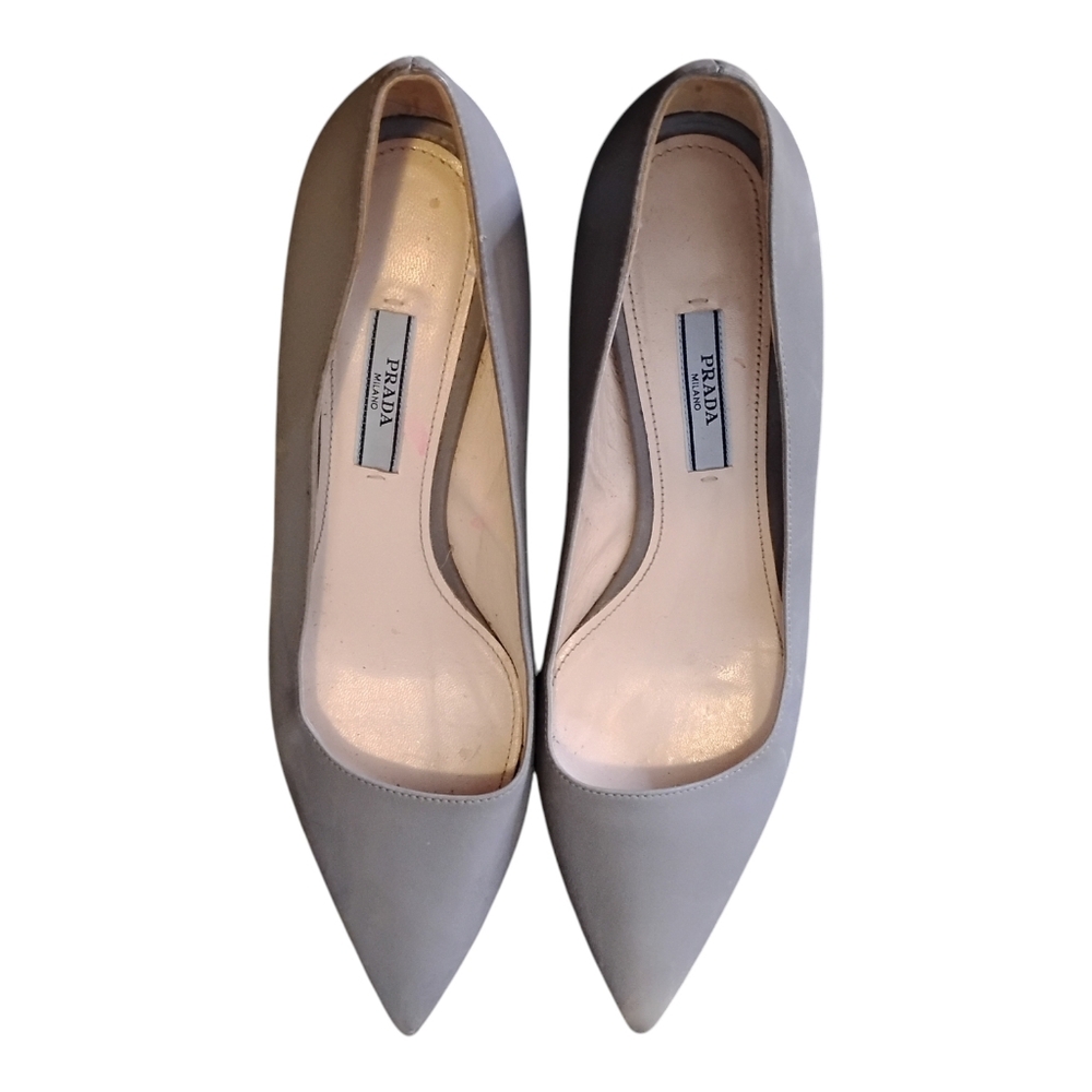 PRADA - Grey Leather Pointed Toe Kitten Heels RARE Size 7.5 Made In Italy - Picture 2 of 10